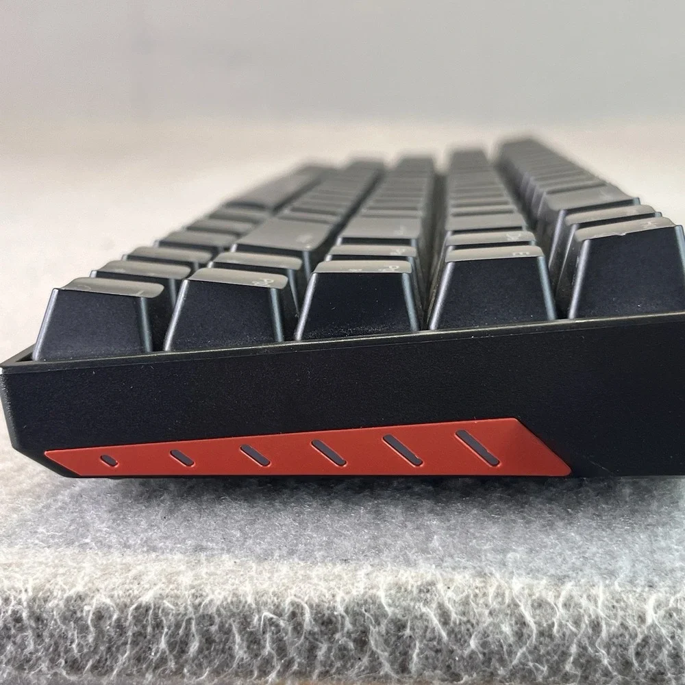 Velocifire Mechanical Keyboard TKL71WS - Gaming Compact Lights Up